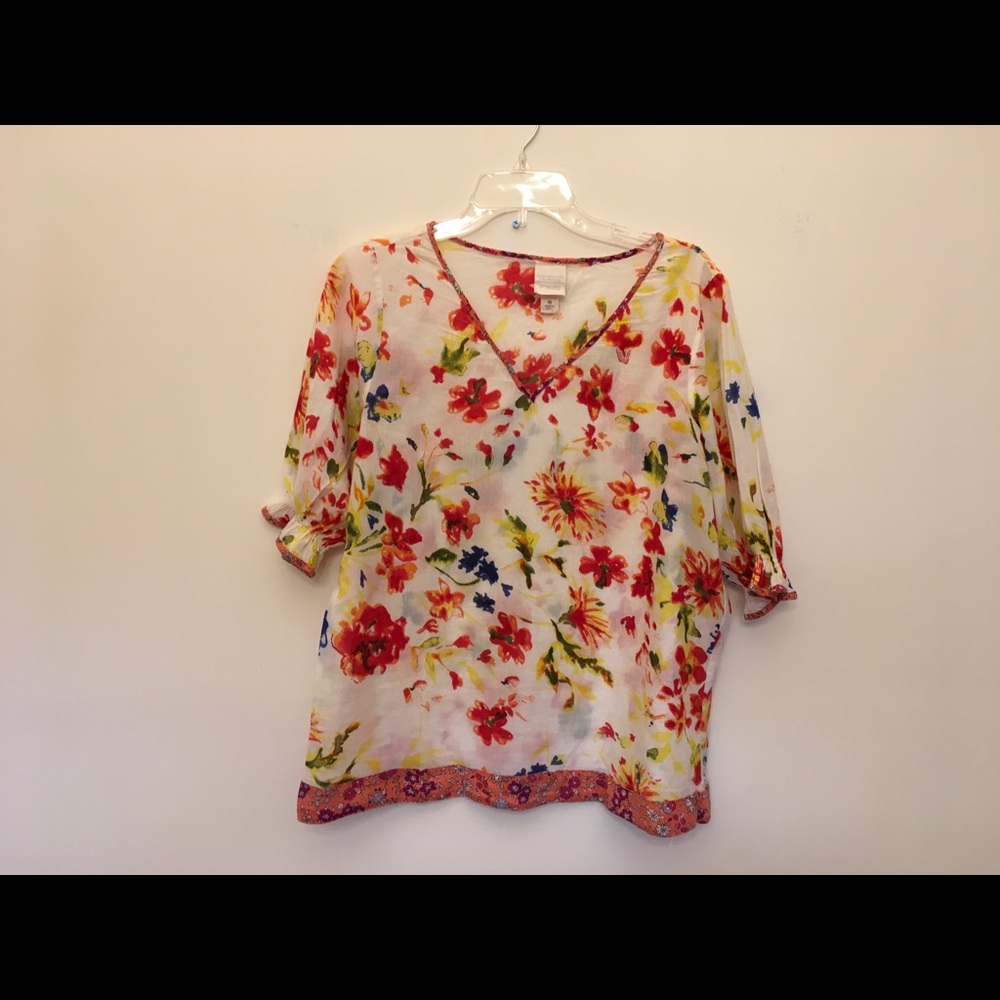 Beautiful floral print cotton top.